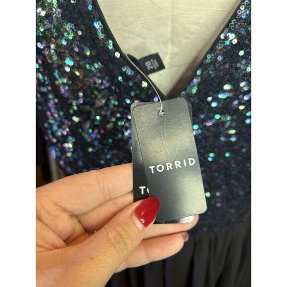 Torrid Mermaid Blue & Black Sequin Chiffon Skater Midi Dress V-Neck NWT Size 20 - Picture 8 of 12
